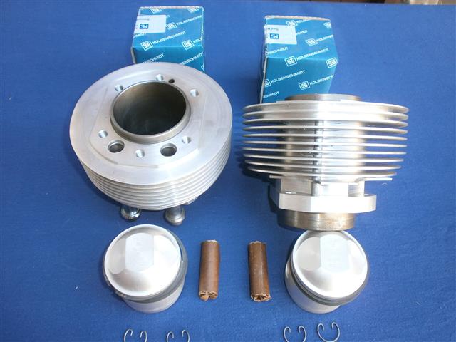 Zylinder Paar Aluminium mit Kolben 69S im Maß 74.00
- 2 Stück Aluminiumzylinder verstärkter Zylinderfuß
- 2 Stück orig. KS Kolben komplett